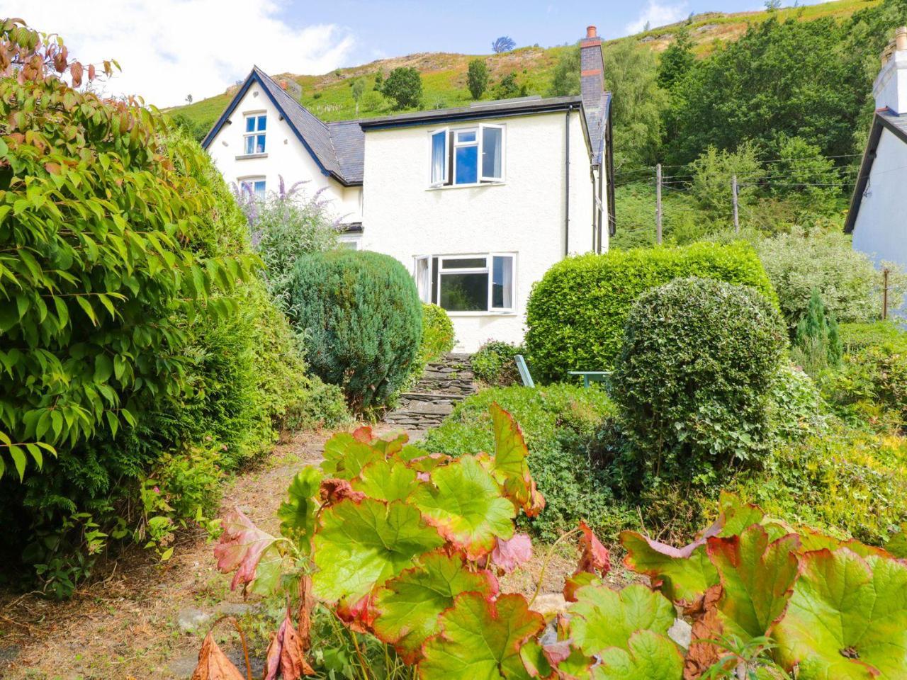 Swn Y Coed Villa Glyn-Dyfrdwy ภายนอก รูปภาพ
